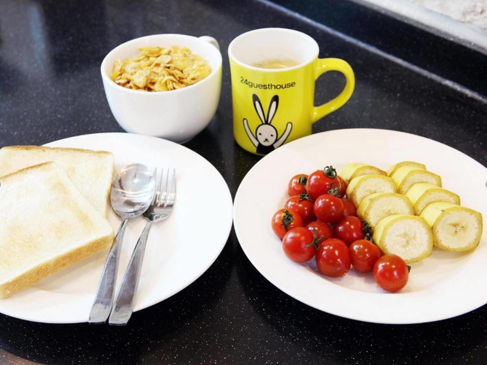 24 Guesthouse Myeongdong Avenue Seul Zewnętrze zdjęcie