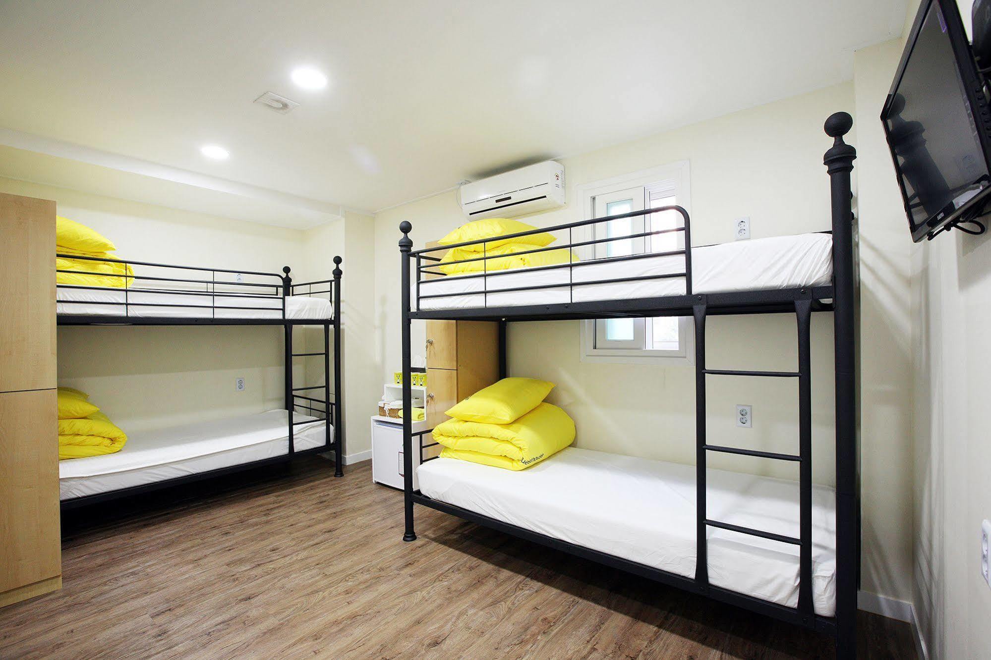 24 Guesthouse Myeongdong Avenue Seul Zewnętrze zdjęcie